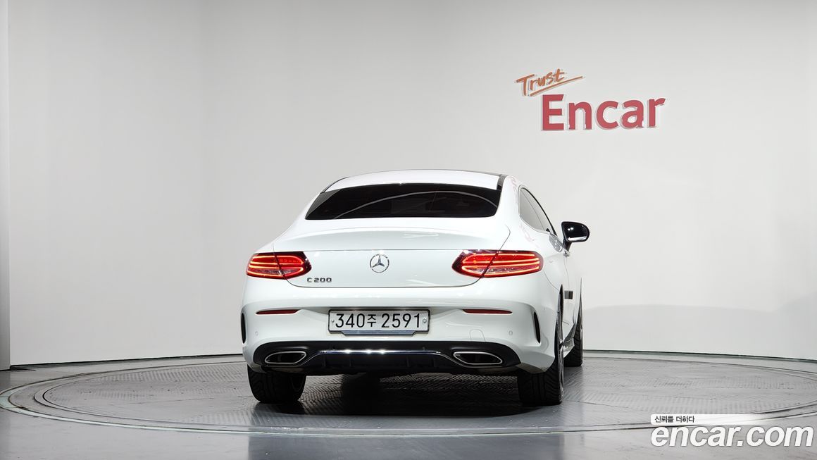 Mercedes-Benz C-Class 2020