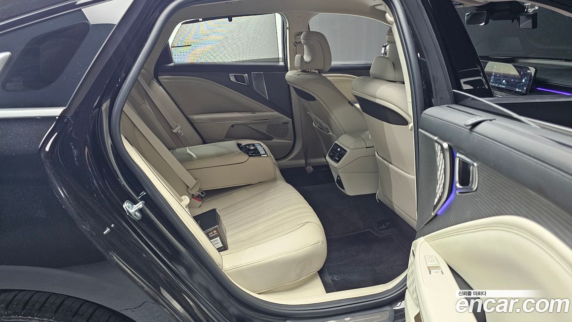 Kia K8 2025