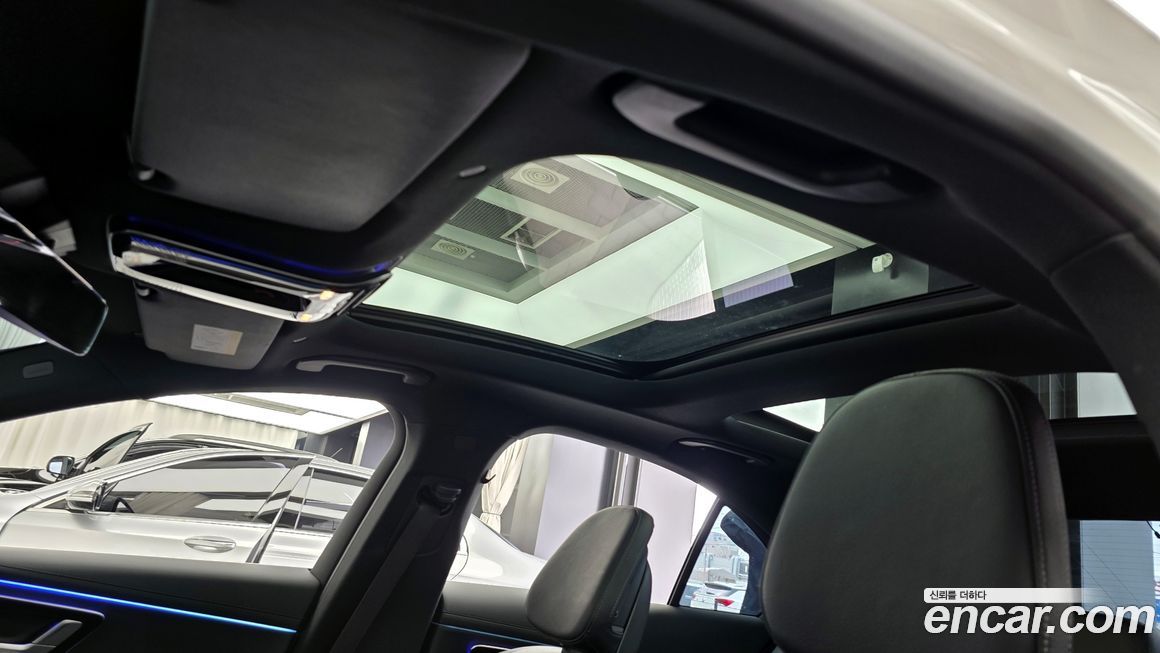 Mercedes-Benz E-Class 2025