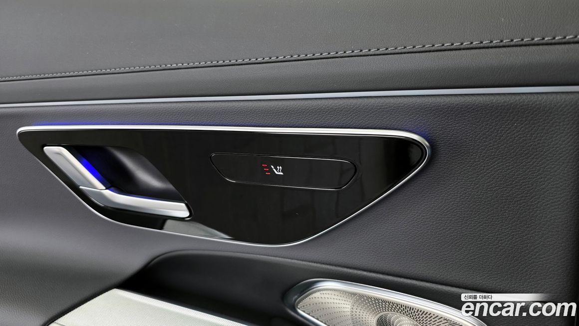 Mercedes-Benz E-Class 2025