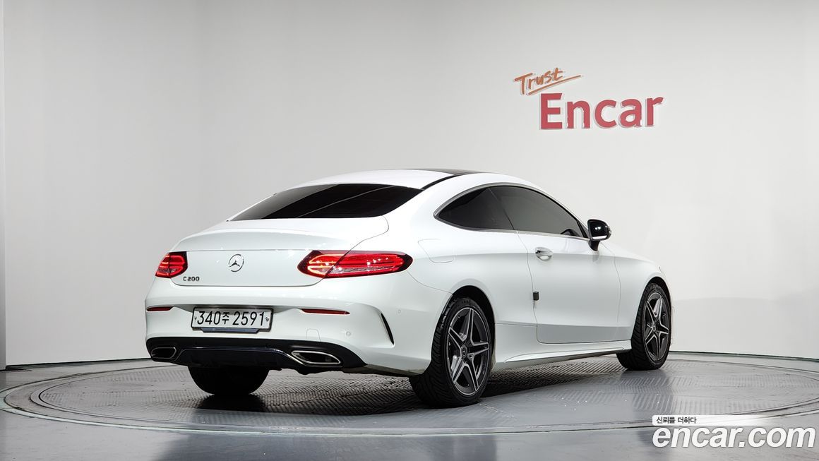 Mercedes-Benz C-Class 2020