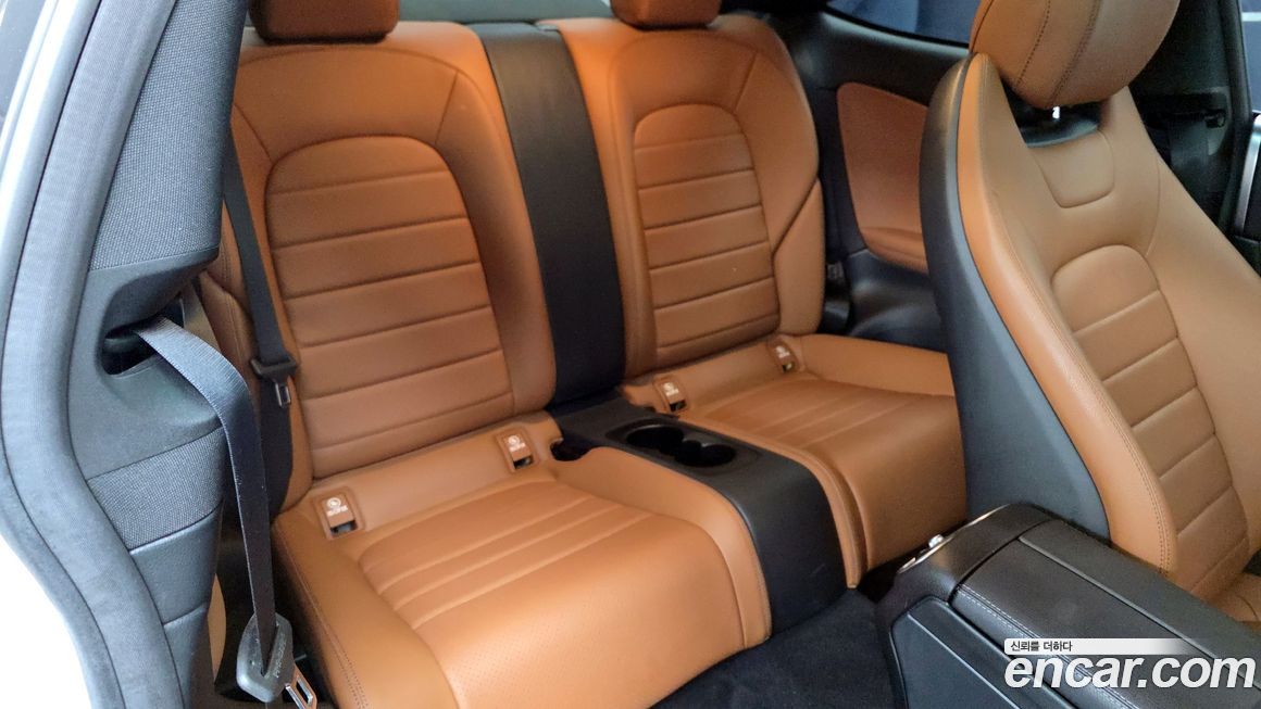 Mercedes-Benz C-Class 2020