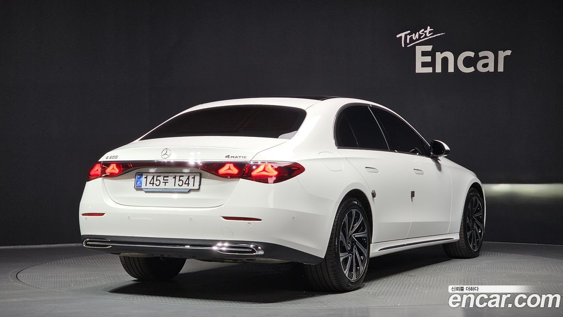 Mercedes-Benz E-Class 2025