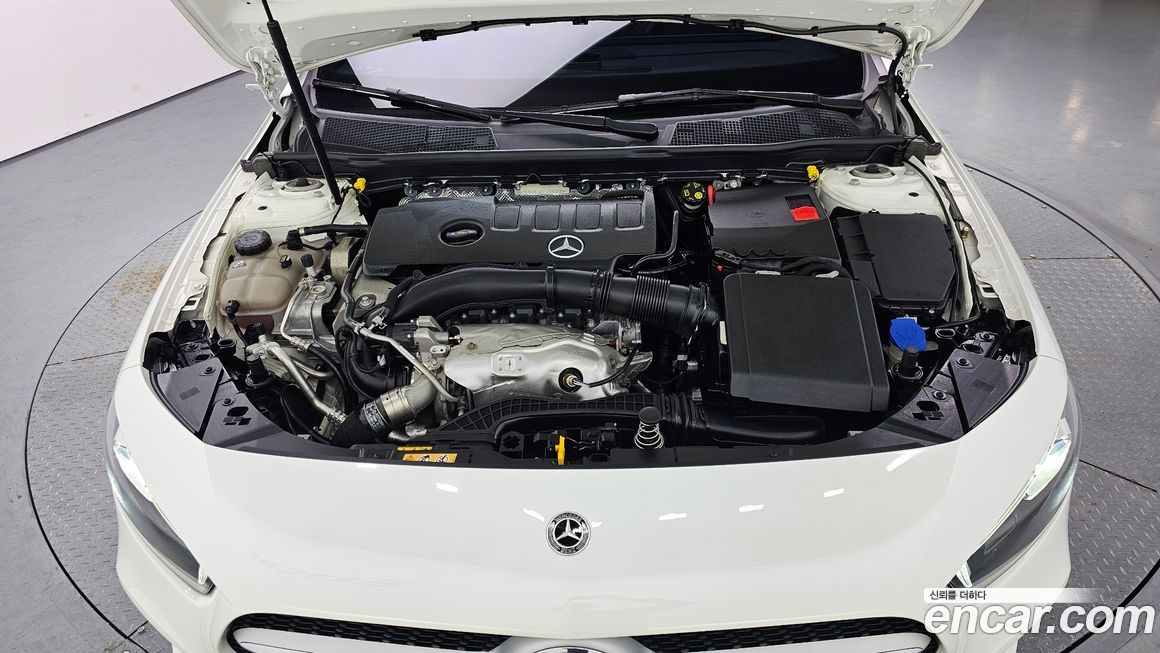 Mercedes-Benz A-Class 2023