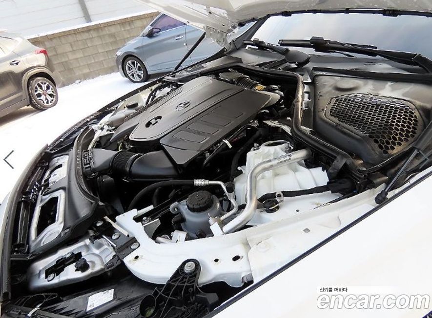 Mercedes-Benz E-Class 2024
