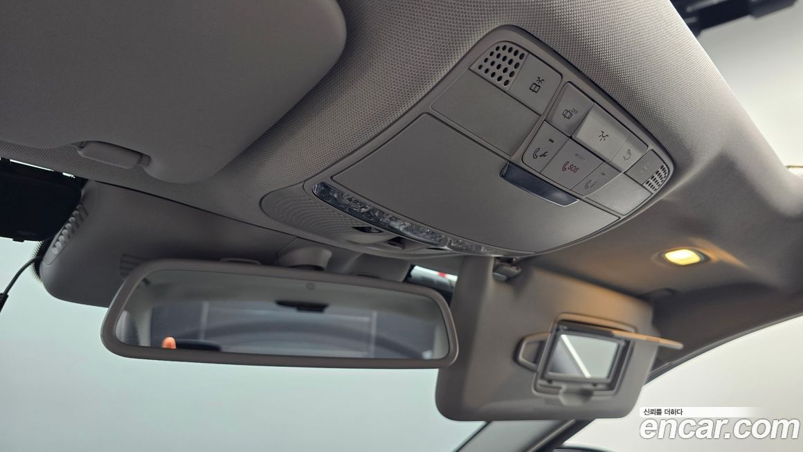 Mercedes-Benz C-Class 2018