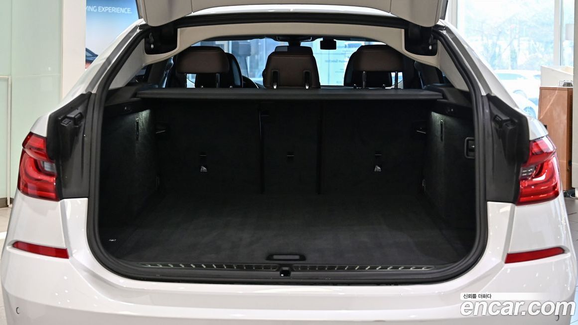 BMW Gran Turismo 2023