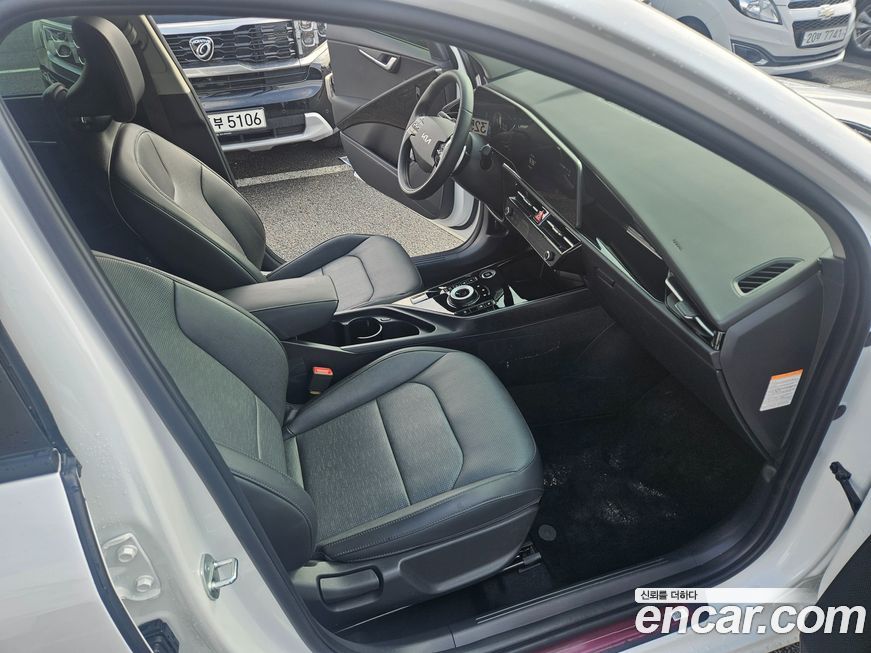 Kia Niro 2025