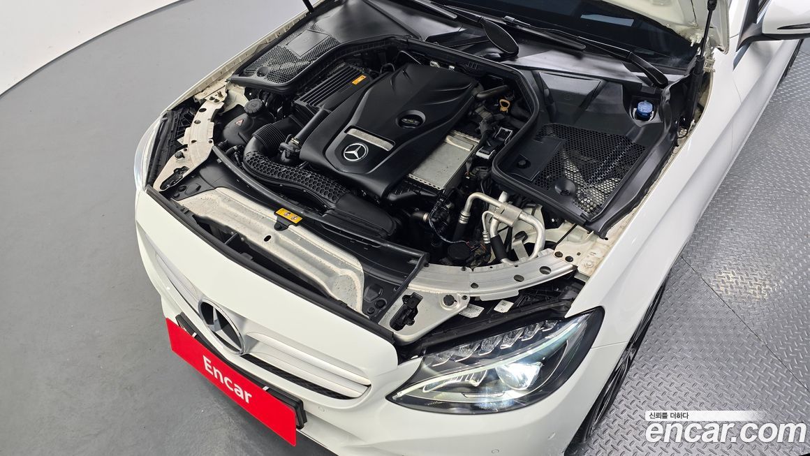 Mercedes-Benz C-Class 2018