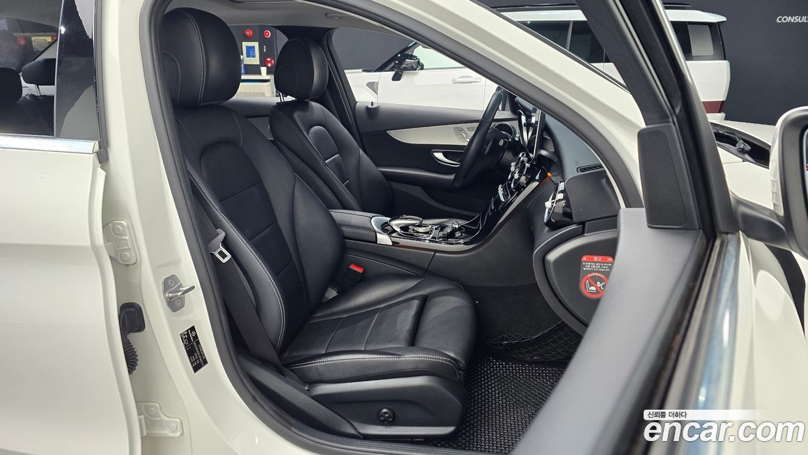 Mercedes-Benz C-Class 2018