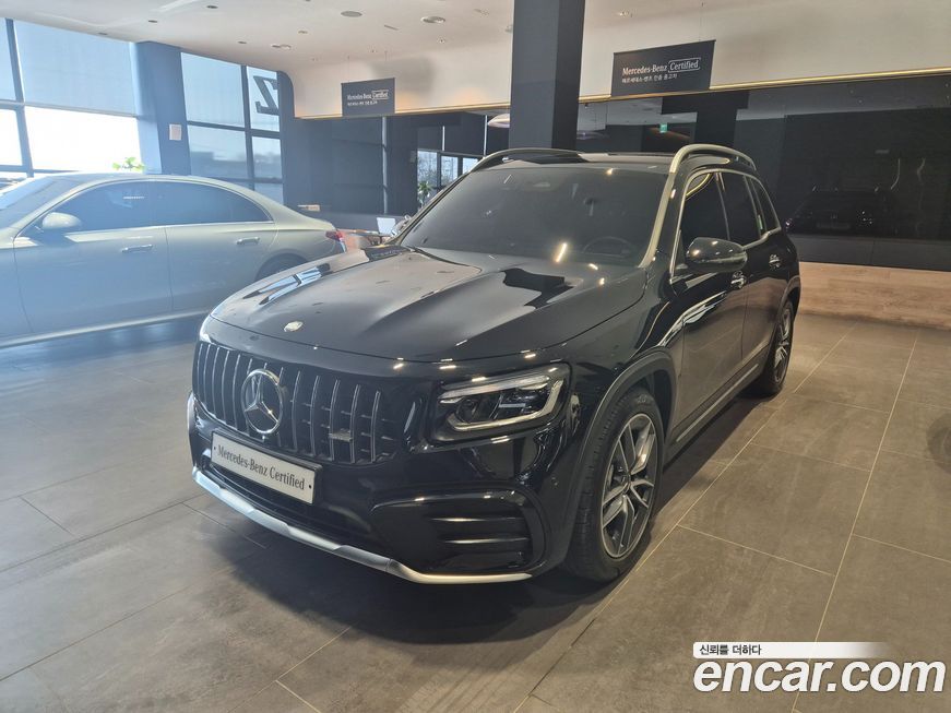 Mercedes-Benz GLB-Class 2025