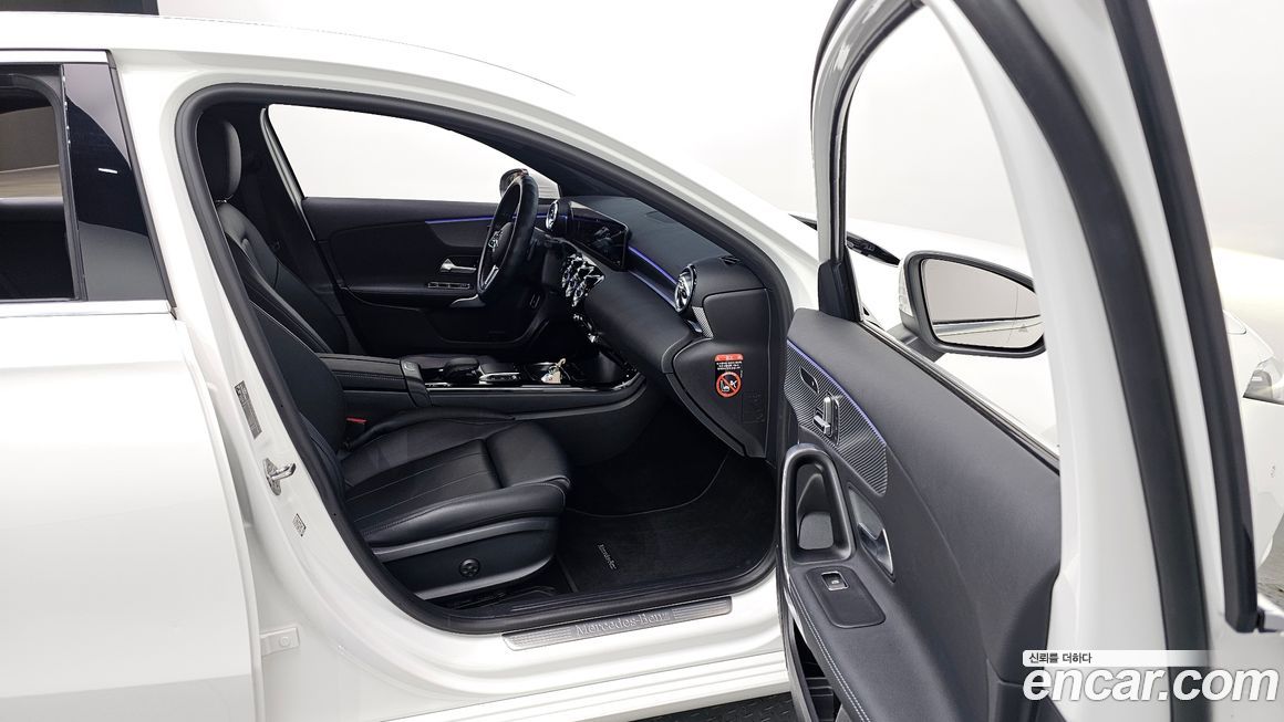 Mercedes-Benz A-Class 2023