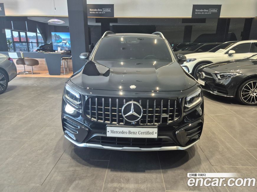 Mercedes-Benz GLB-Class 2025