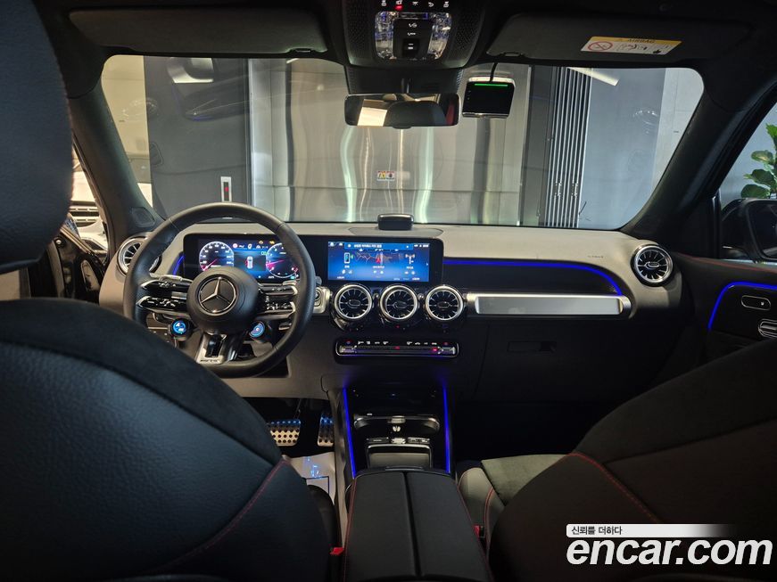 Mercedes-Benz GLB-Class 2025