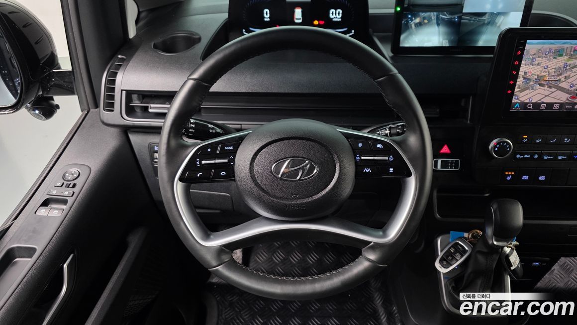 Hyundai Staria 2024