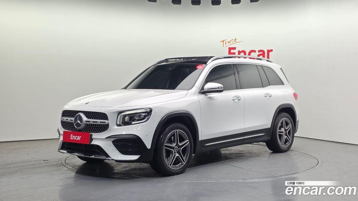 Mercedes-Benz GLB-Class 2021
