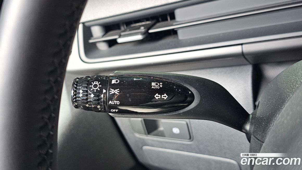 Hyundai Staria 2023