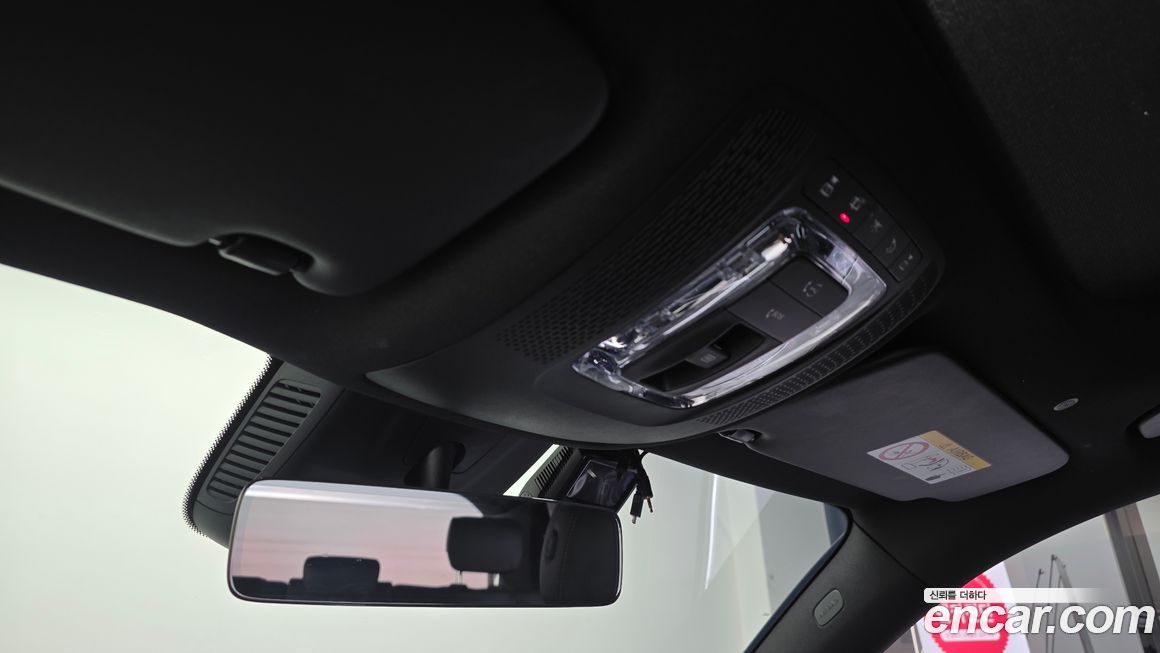 Mercedes-Benz GLB-Class 2021