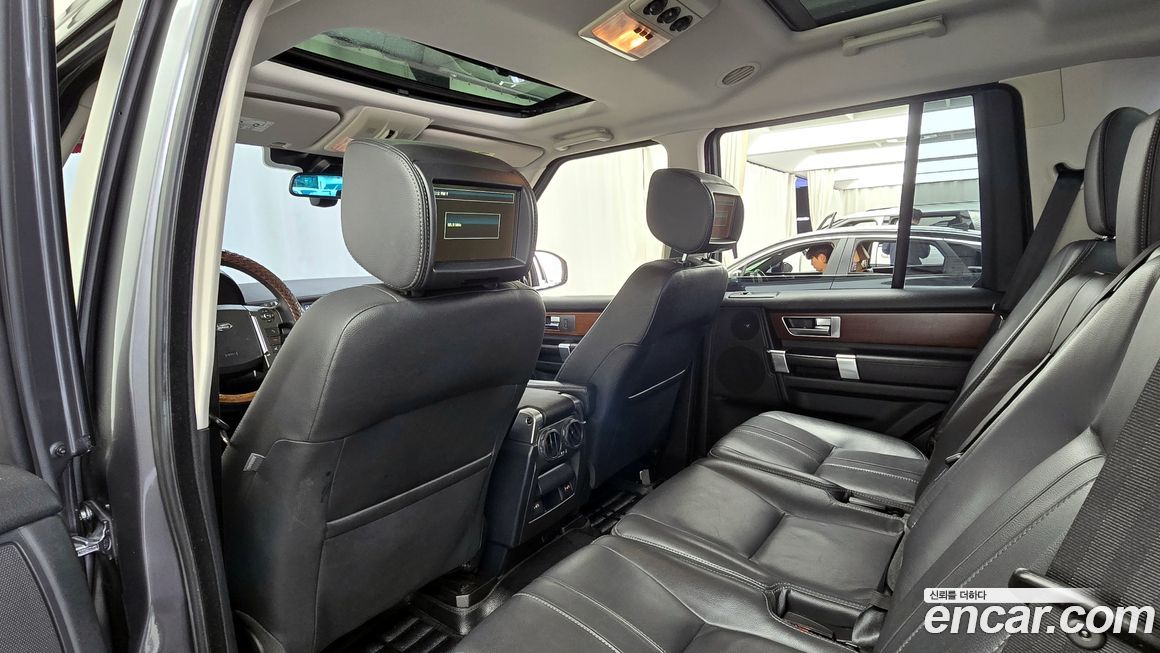 Land Rover Discovery 2016