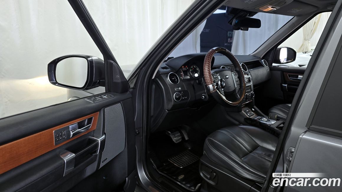 Land Rover Discovery 2016