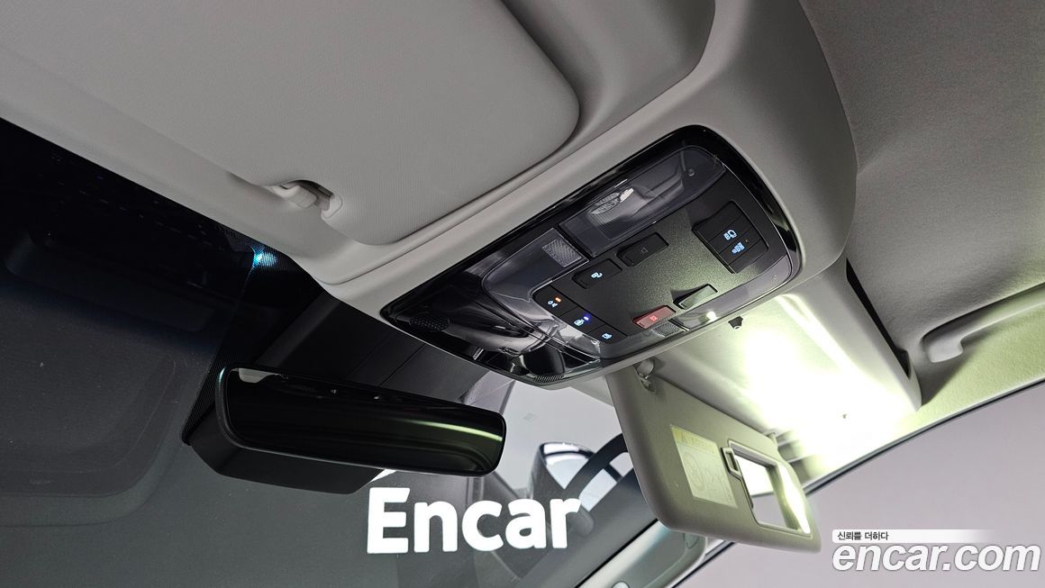 Hyundai Staria 2023