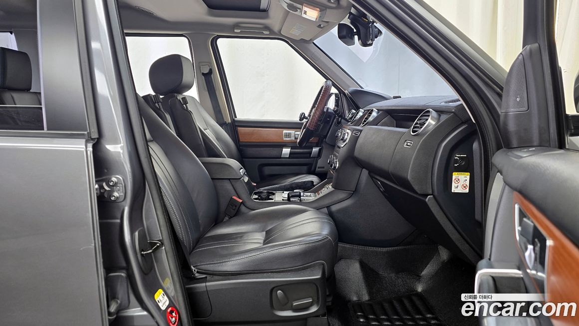 Land Rover Discovery 2016