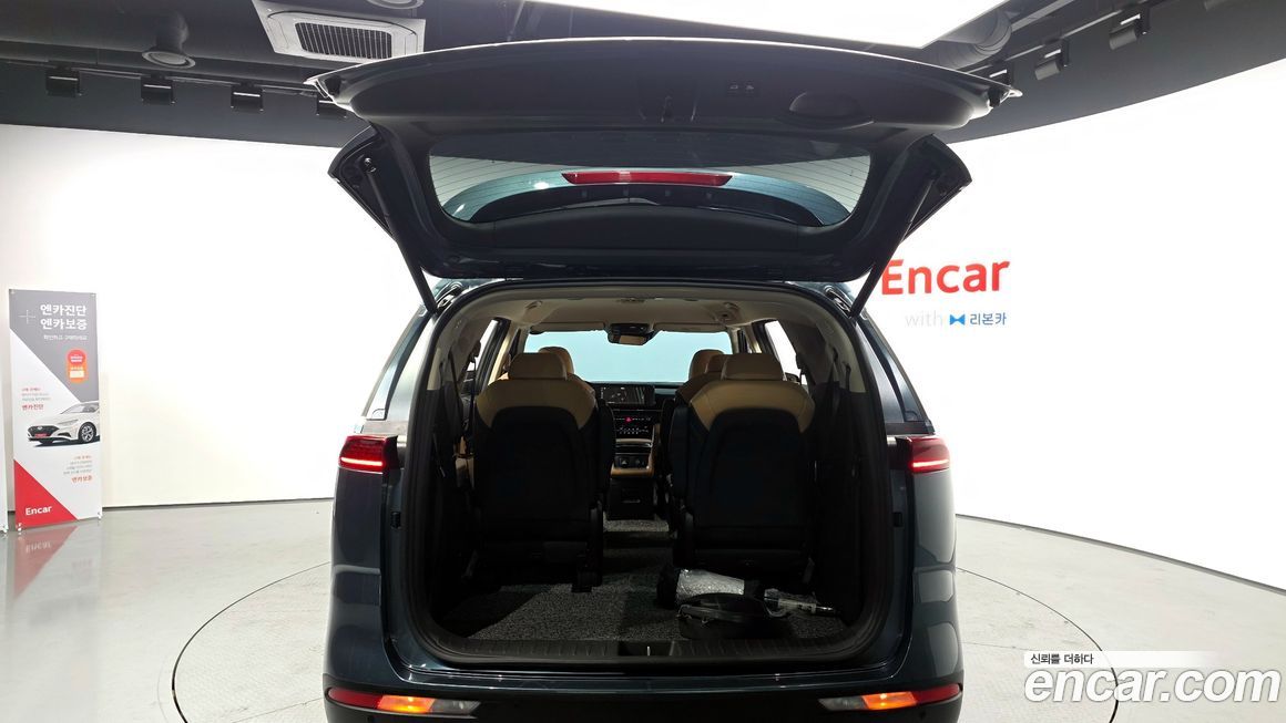 Kia Canival 2021