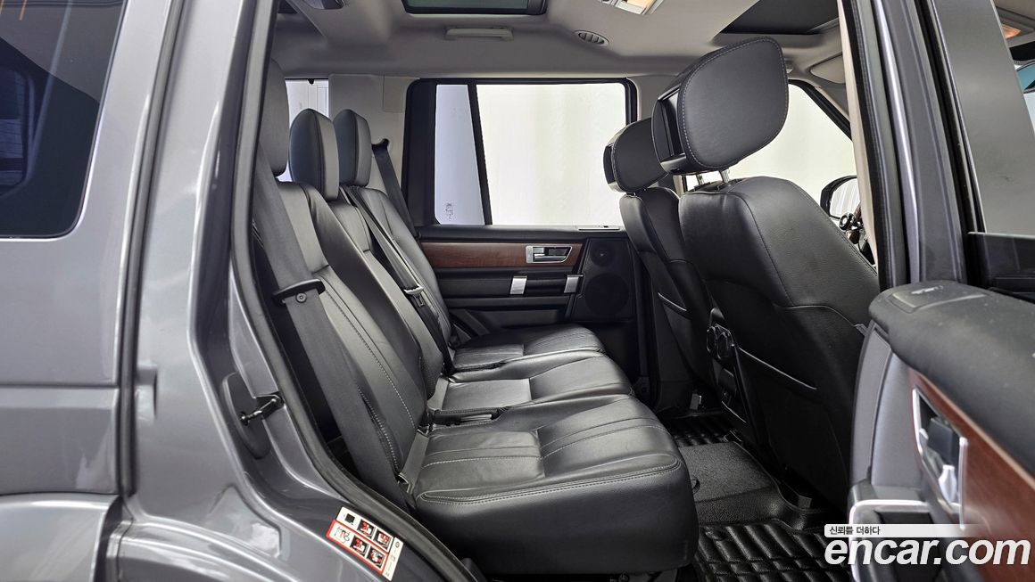 Land Rover Discovery 2016