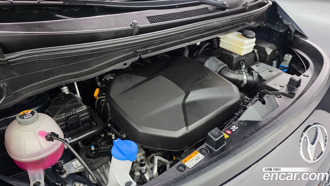 Hyundai Staria 2024