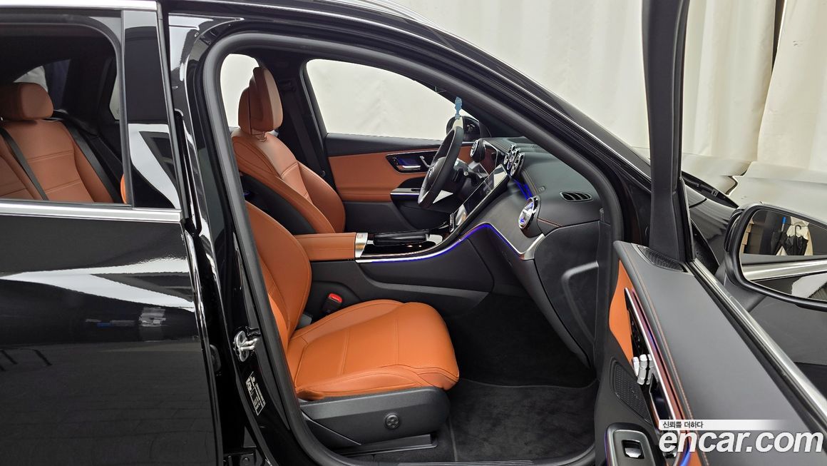 Mercedes-Benz GLC-Class 2024