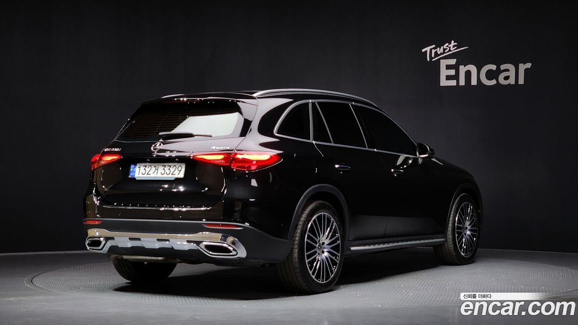 Mercedes-Benz GLC-Class 2024