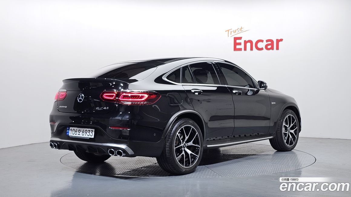 Mercedes-Benz GLC-Class 2023