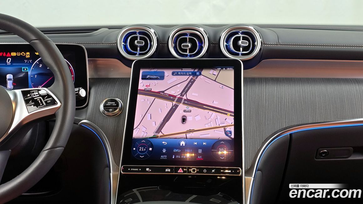 Mercedes-Benz GLC-Class 2024