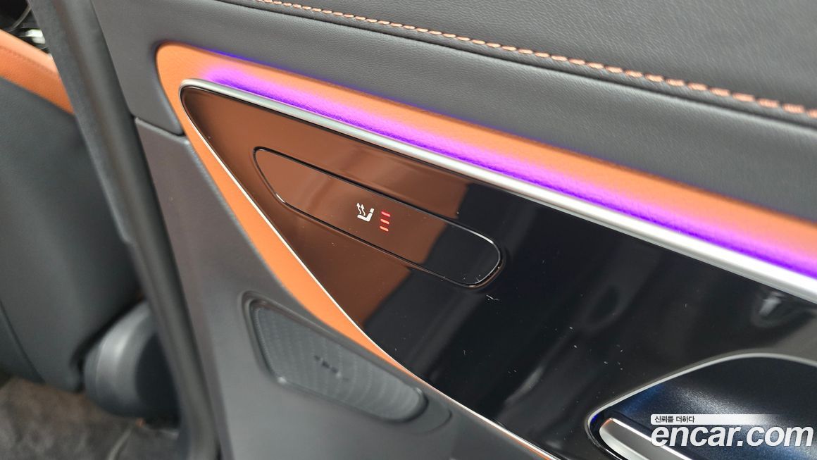 Mercedes-Benz GLC-Class 2024