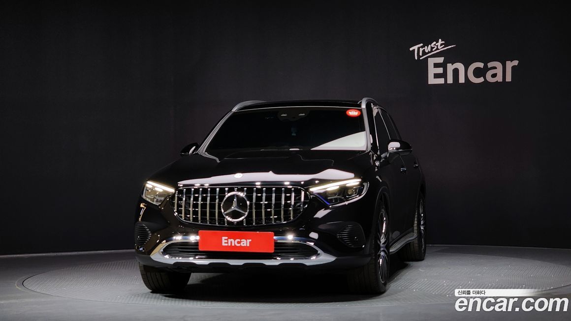 Mercedes-Benz GLC-Class 2024