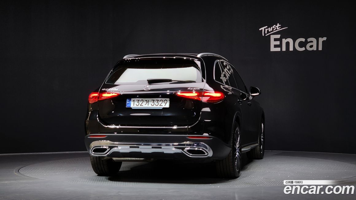 Mercedes-Benz GLC-Class 2024