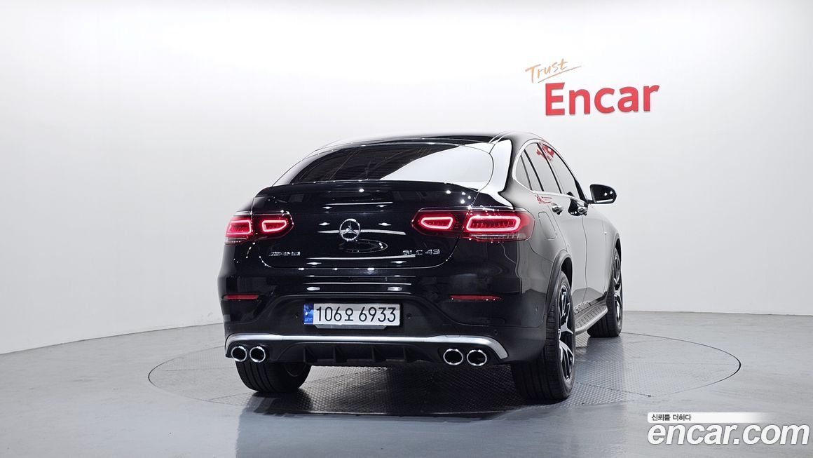 Mercedes-Benz GLC-Class 2023