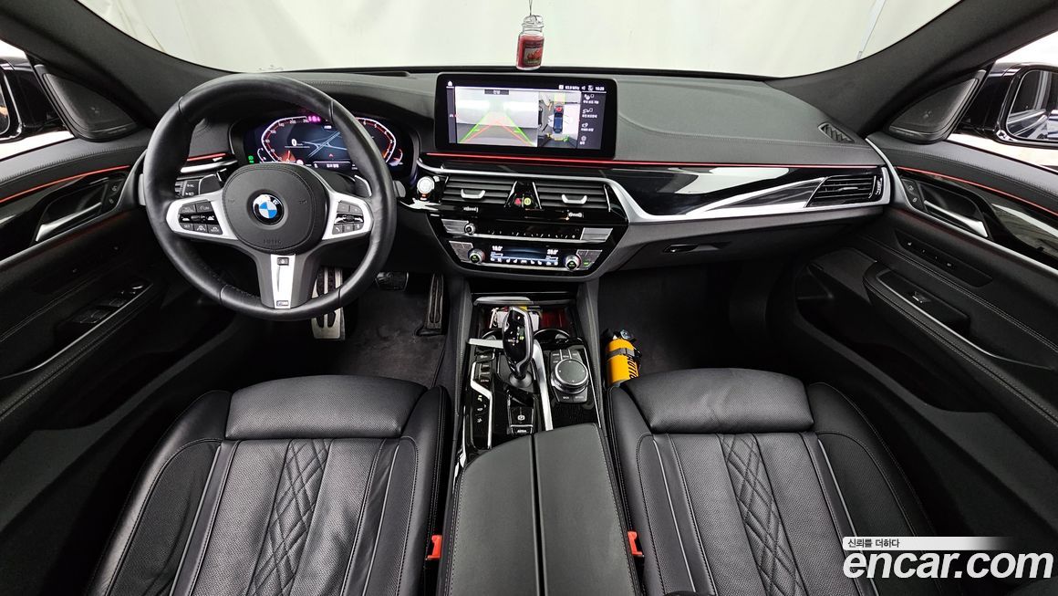 BMW Gran Turismo 2024