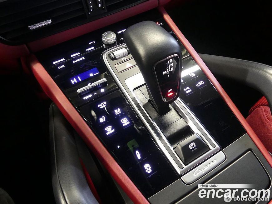 Porsche Cayenne 2023