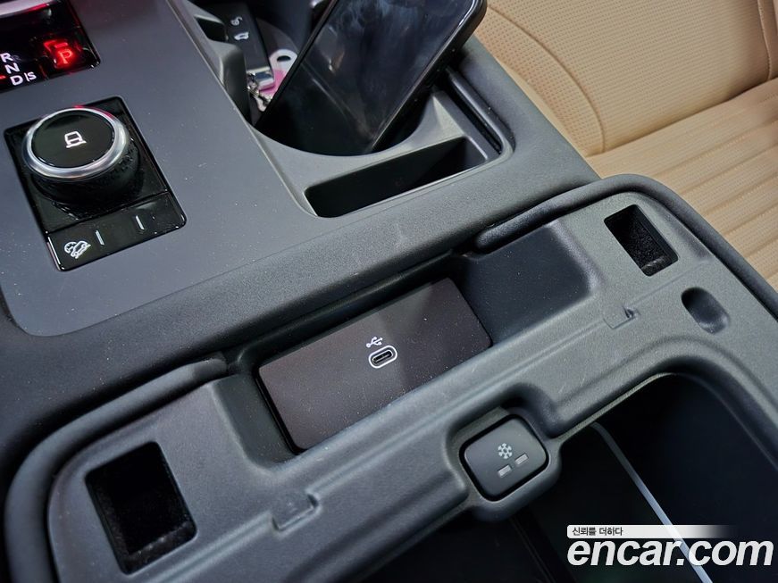 Land Rover Discovery 2025