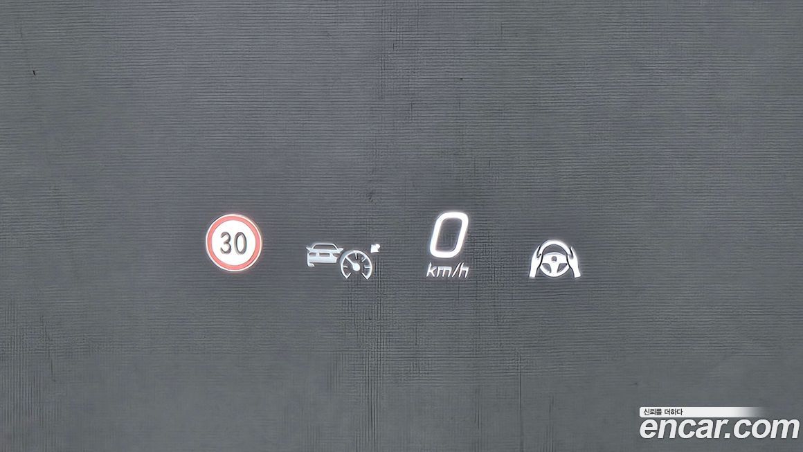 Mercedes-Benz GLC-Class 2025