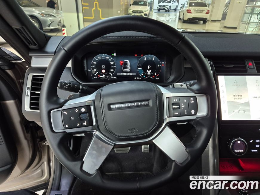 Land Rover Discovery 2025