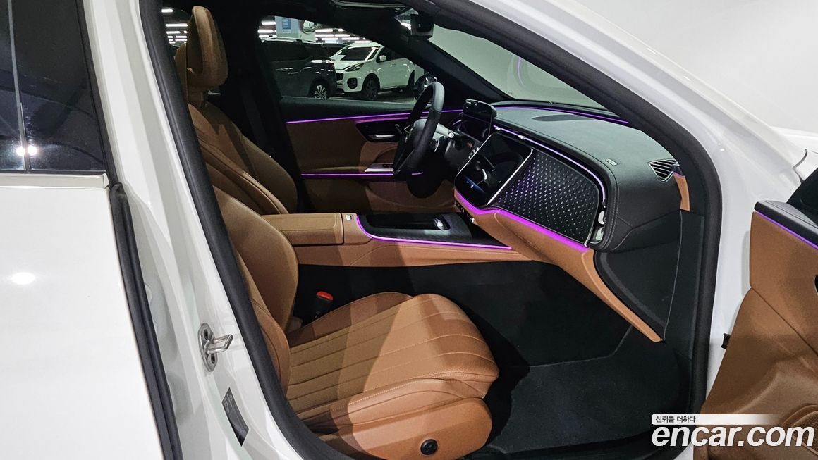 Mercedes-Benz E-Class 2024