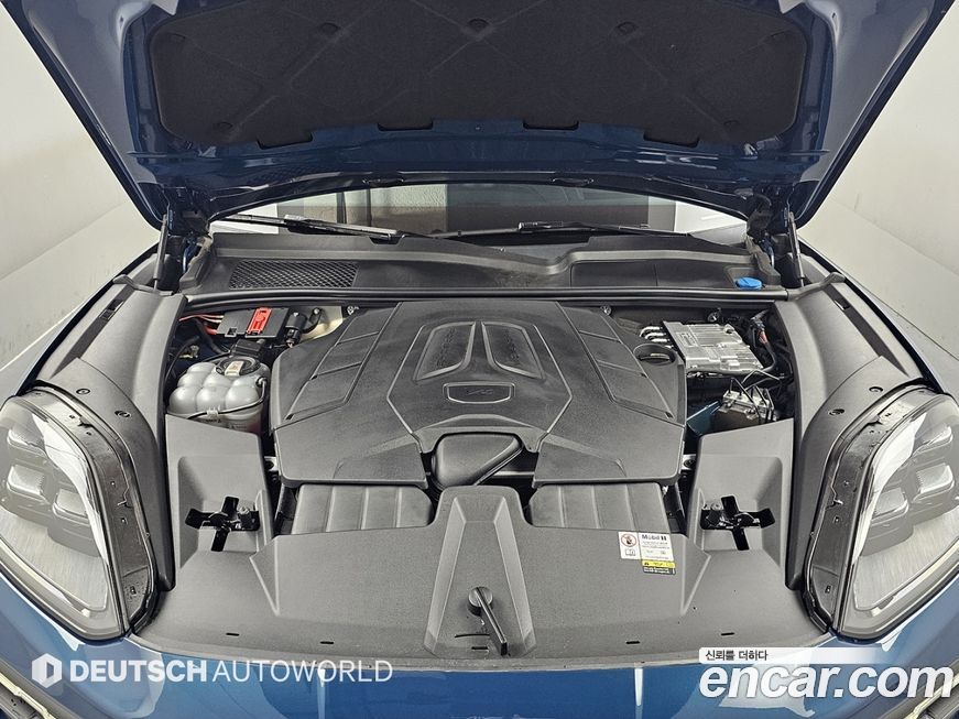 Porsche Cayenne 2024