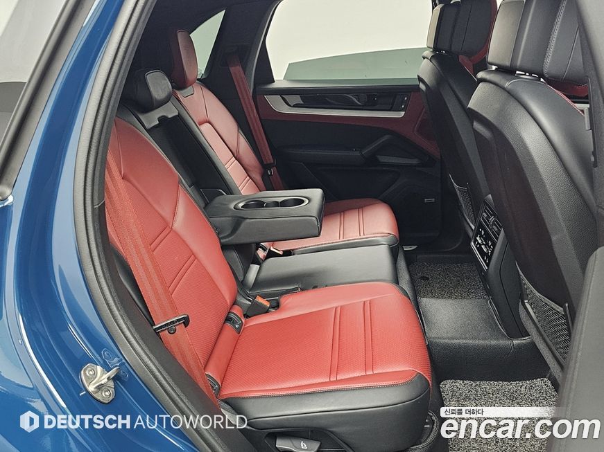 Porsche Cayenne 2024