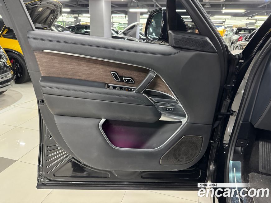 Land Rover Range Rover 2023