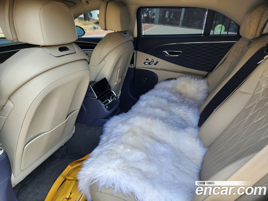 Bentley Flying Spur 2022