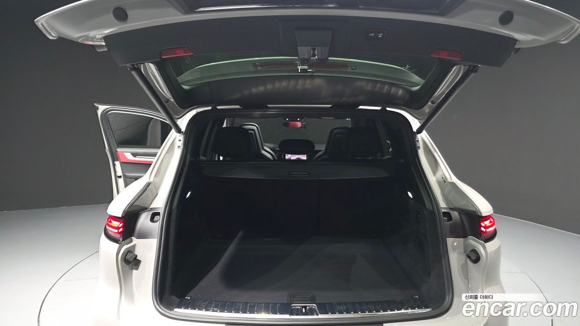 Porsche Cayenne 2024