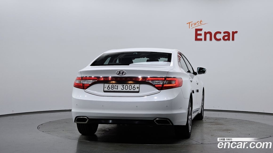 Hyundai Grandeur 2015