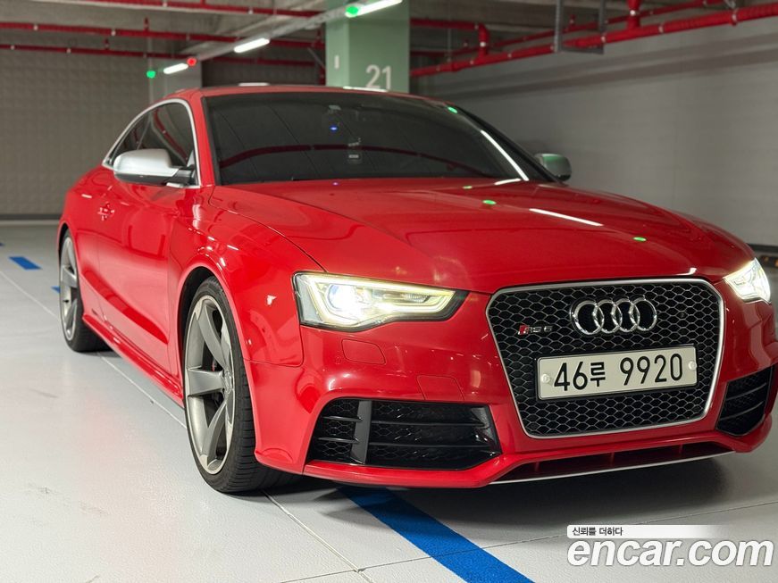 Audi RS5 2013